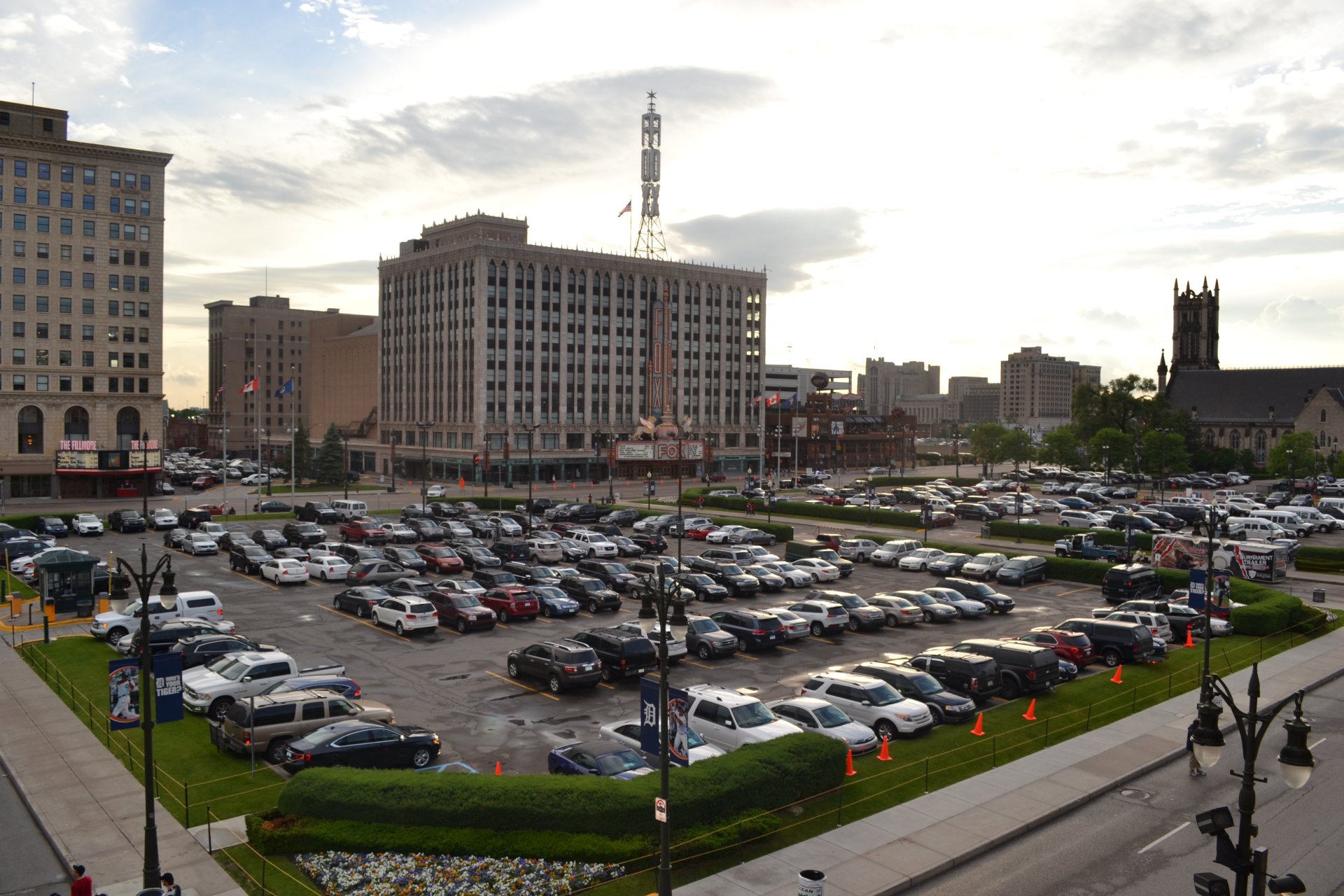 BEST Comerica Park Parking (Detroit Tigers) - The Ballpark Guide